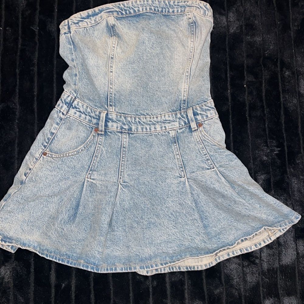 Zara PLEATED TRF DENIM DRESS - Picture 2 of 7